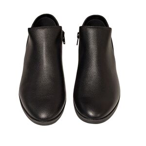 Kensie Black Leather Ankle Booties